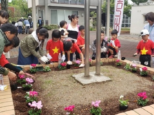 ベトナムの子どもたちとの交流